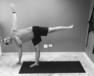 ardha chandrasana