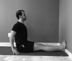 dandasana parede