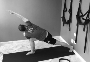 parivrtta parshvakonasana costas