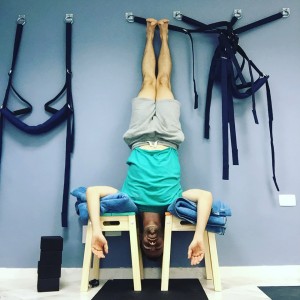 shirshasana 2 bancos